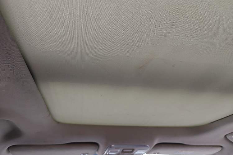 Used Geely Auto Emgrand X7 Sport 2016 2.0L Manual Smart Connect Version Headliner