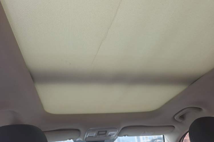 Used Geely Auto Emgrand X7 Sport 2016 1.8TD Automatic Smart Model Headliner