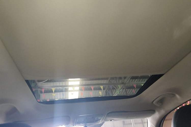 Used Geely Auto Emgrand X7 Sport 2016 1.8TD Automatic ZhiShang Model Headliner