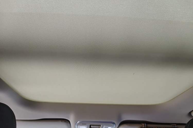 Used Geely Auto Emgrand X7 Sport 2016 1.8TD Automatic Smart Connectivity Version Headliner