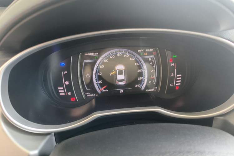 Used Geely Auto Emgrand X7 Sport 2016 1.8TD Automatic ZhiZun Version Instrument Cluster