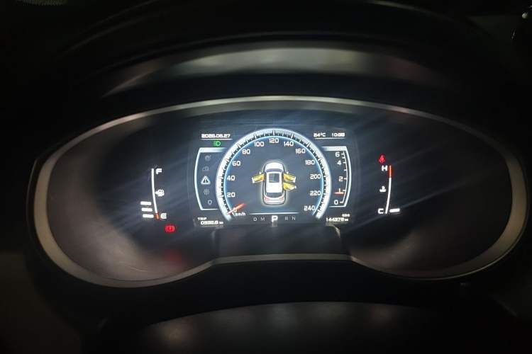 Used Geely Auto Emgrand X7 Sport 2016 1.8TD Automatic ZhiZun Version Instrument Cluster