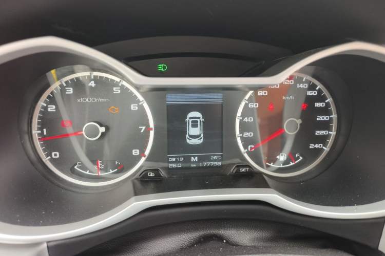 Used Geely Auto Emgrand X7 Sport 2016 2.0L Manual Smart Connect Version Instrument Cluster