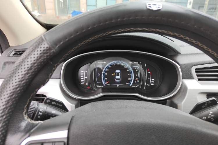 Used Geely Auto Emgrand X7 Sport 2016 1.8TD Automatic Smart Model Instrument Cluster