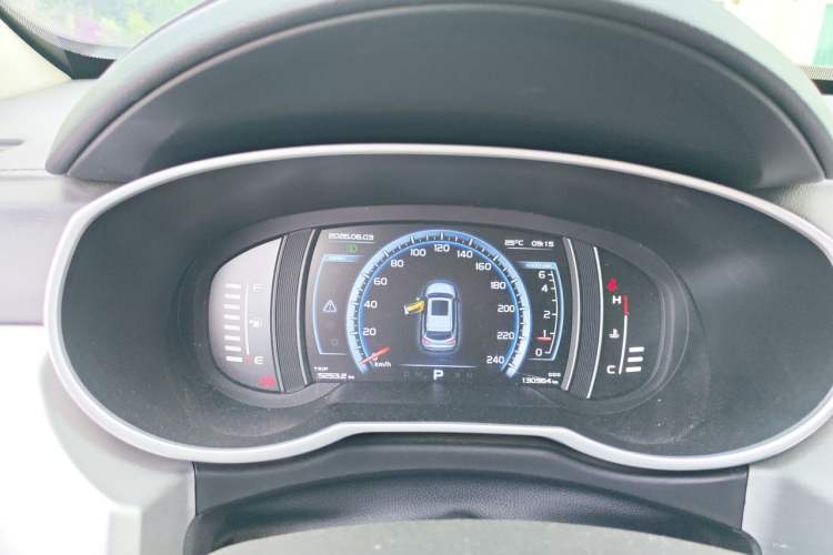 Used Geely Auto Emgrand X7 Sport 2016 1.8TD Automatic ZhiZun Version Instrument Cluster
