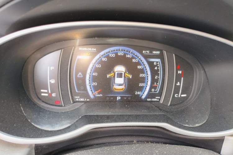 Used Geely Auto Emgrand X7 Sport 2016 1.8TD Automatic ZhiZun Version Instrument Cluster