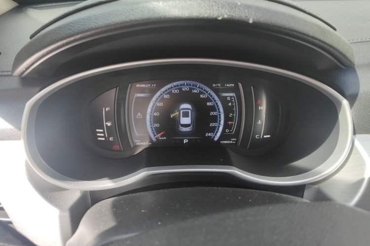 Used Geely Auto Emgrand X7 Sport 2016 1.8TD Automatic All-Wheel-Drive ZhiZun Edition Instrument Cluster