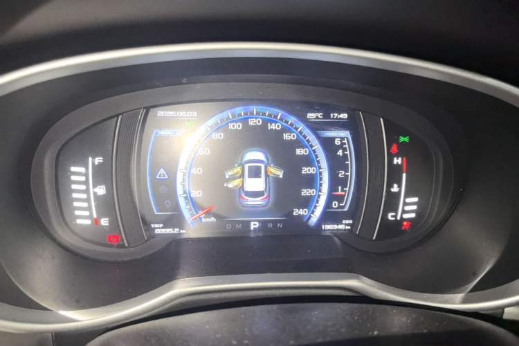 Used Geely Auto Emgrand X7 Sport 2016 1.8TD Automatic Smart Connectivity Version Instrument Cluster