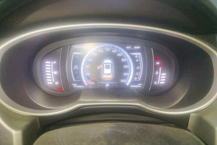 Used Geely Auto Emgrand X7 Sport 2016 1.8TD Automatic All-Wheel-Drive ZhiZun Edition Instrument Cluster