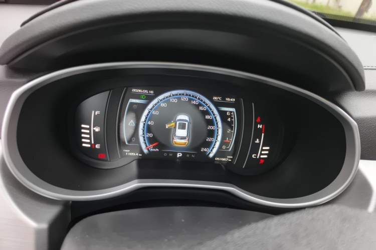 Used Geely Auto Emgrand X7 Sport 2016 1.8TD Automatic All-Wheel-Drive ZhiZun Edition Instrument Cluster