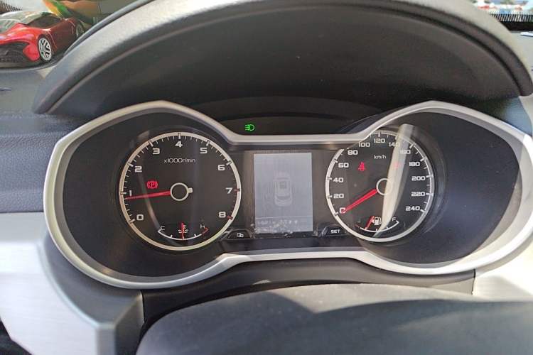 Used Geely Auto Emgrand X7 Sport 2016 2.0L Manual Smart Connect Version Instrument Cluster