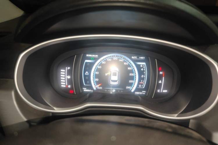 Used Geely Auto Emgrand X7 Sport 2016 1.8TD Automatic ZhiZun Version Instrument Cluster