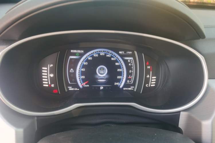 Used Geely Auto Emgrand X7 Sport 2016 1.8TD Automatic ZhiZun Version Instrument Cluster