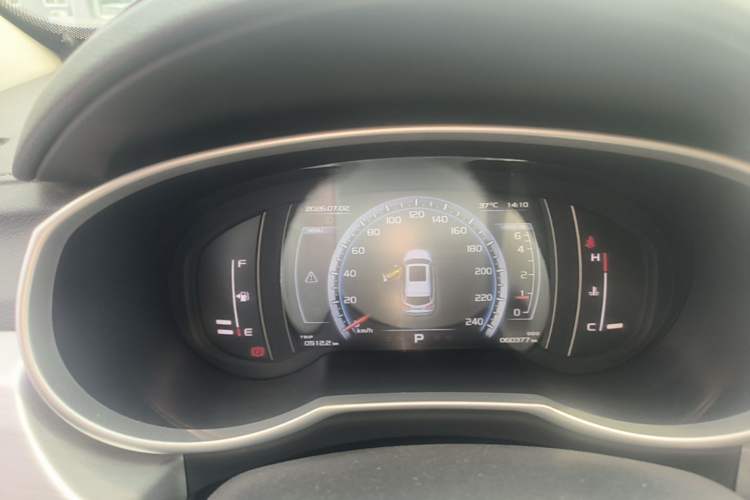 Used Geely Auto Emgrand X7 Sport 2016 1.8TD Automatic ZhiZun Version Instrument Cluster