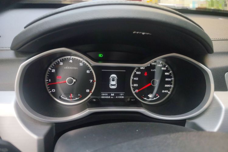 Used Geely Auto Emgrand X7 Sport 2016 2.0L Manual ZhiShang Version Instrument Cluster