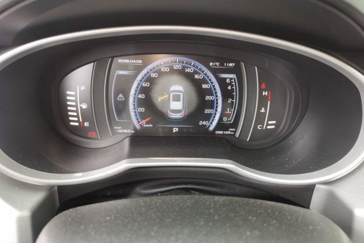 Used Geely Auto Emgrand X7 Sport 2016 1.8TD Automatic Smart Model Instrument Cluster