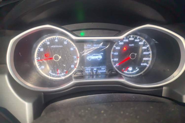 Used Geely Auto Emgrand X7 Sport 2016 2.0L Manual ZhiShang Version Instrument Cluster