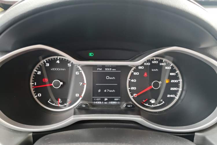 Used Geely Auto Emgrand X7 Sport 2016 1.8TD Automatic ZhiShang Model Instrument Cluster