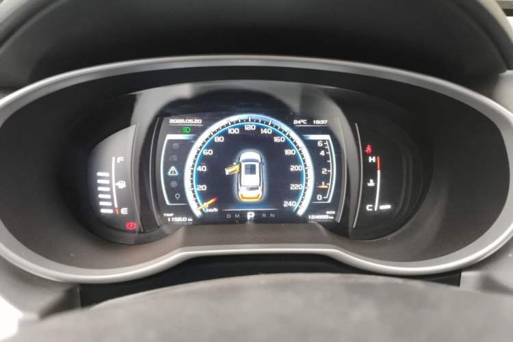 Used Geely Auto Emgrand X7 Sport 2016 1.8TD Automatic Smart Model Instrument Cluster