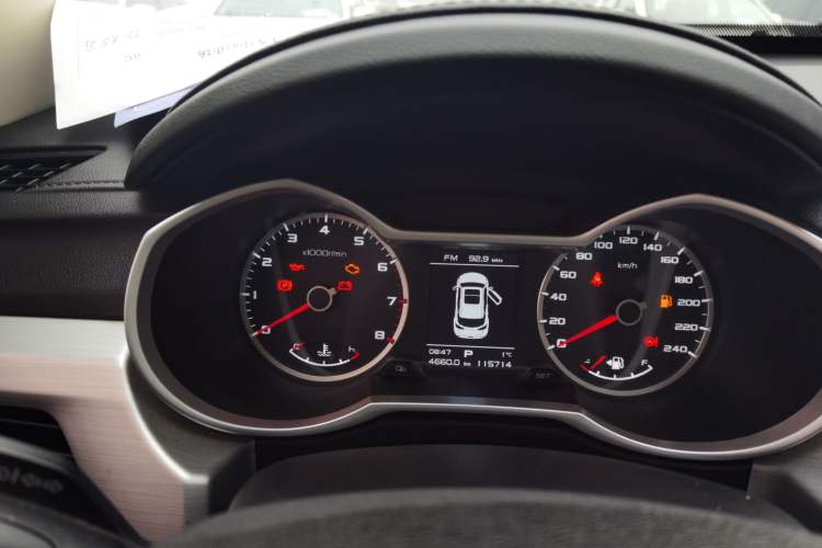 Used Geely Auto Emgrand X7 Sport 2016 1.8TD Automatic ZhiShang Model Instrument Cluster