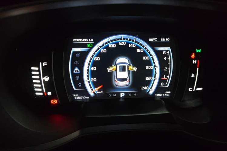Used Geely Auto Emgrand X7 Sport 2016 1.8TD Automatic Smart Model Instrument Cluster