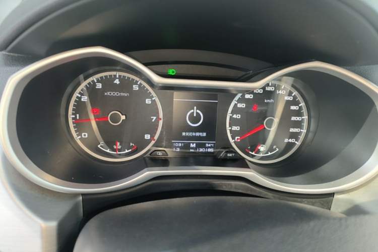 Used Geely Auto Emgrand X7 Sport 2016 2.0L Manual ZhiShang Version Instrument Cluster