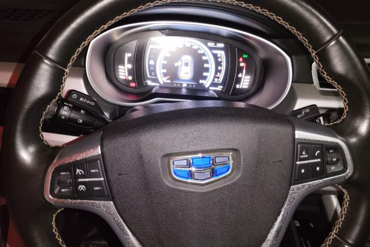 Used Geely Auto Emgrand X7 Sport 2016 1.8TD Automatic ZhiZun Version Instrument Cluster