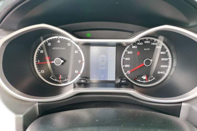 Used Geely Auto Emgrand X7 Sport 2016 2.0L Manual Smart Connect Version Instrument Cluster