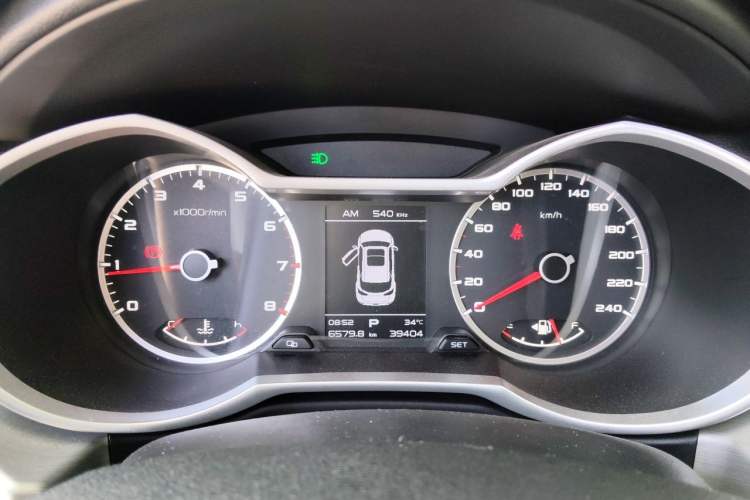 Used Geely Auto Emgrand X7 Sport 2016 1.8TD Automatic ZhiShang Model Instrument Cluster