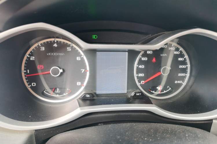 Used Geely Auto Emgrand X7 Sport 2016 1.8TD Automatic ZhiShang Model Instrument Cluster