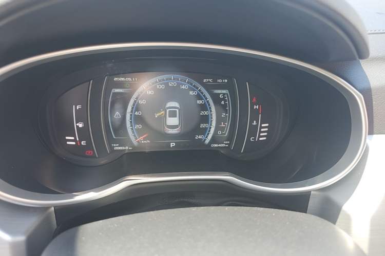 Used Geely Auto Emgrand X7 Sport 2016 1.8TD Automatic ZhiZun Version Instrument Cluster