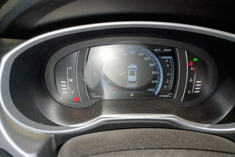 Used Geely Auto Emgrand X7 Sport 2016 1.8TD Automatic ZhiZun Version Instrument Cluster