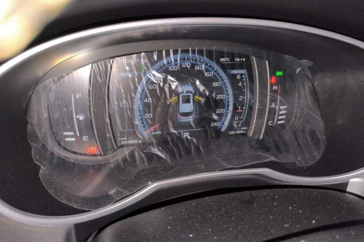 Used Geely Auto Emgrand X7 Sport 2016 1.8TD Automatic ZhiZun Version Instrument Cluster