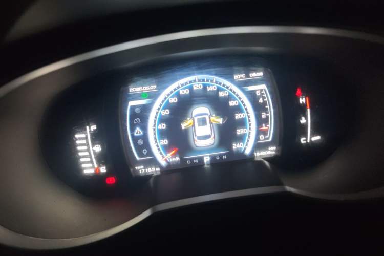 Used Geely Auto Emgrand X7 Sport 2016 1.8TD Automatic Smart Connectivity Version Instrument Cluster