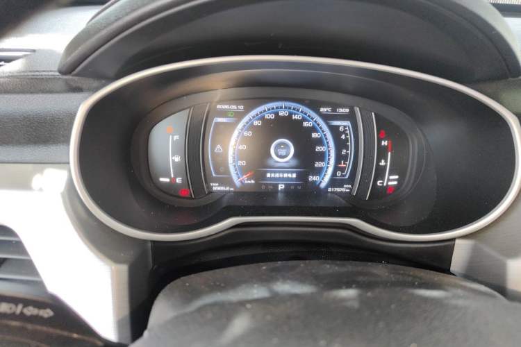 Used Geely Auto Emgrand X7 Sport 2016 1.8TD Automatic ZhiZun Version Instrument Cluster