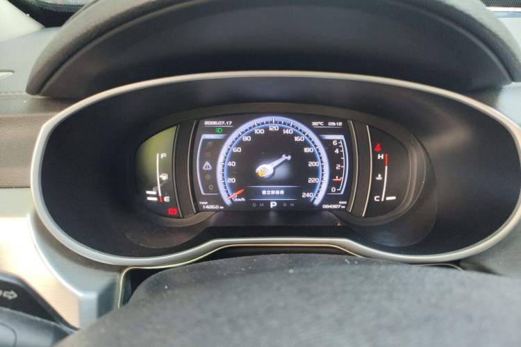 Used Geely Auto Emgrand X7 Sport 2016 1.8TD Automatic ZhiZun Version Instrument Cluster