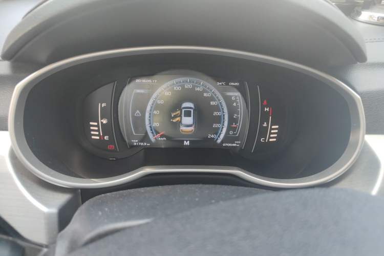 Used Geely Auto Emgrand X7 Sport 2016 2.0L Manual ZhiShang Version Instrument Cluster
