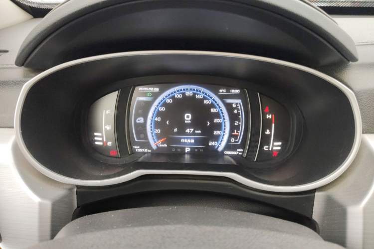 Used Geely Auto Emgrand X7 Sport 2016 1.8TD Automatic Smart Connectivity Version Instrument Cluster