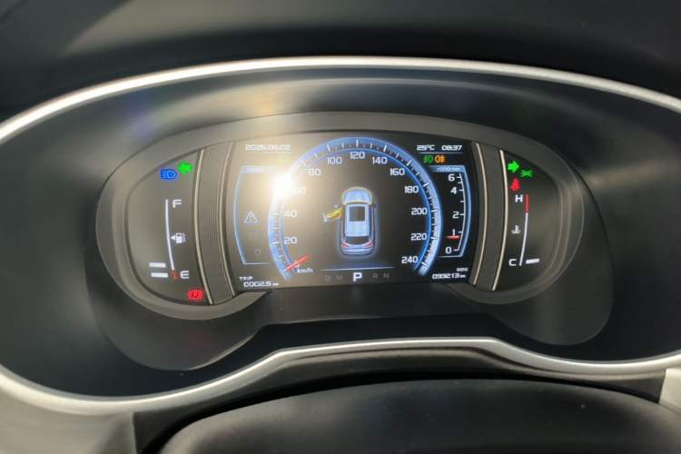 Used Geely Auto Emgrand X7 Sport 2016 1.8TD Automatic ZhiZun Version Instrument Cluster