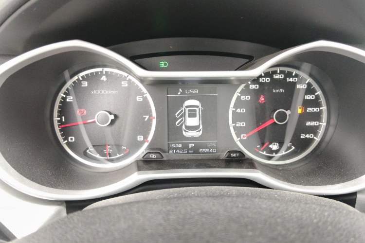 Used Geely Auto Emgrand X7 Sport 2016 1.8TD Automatic ZhiShang Model Instrument Cluster