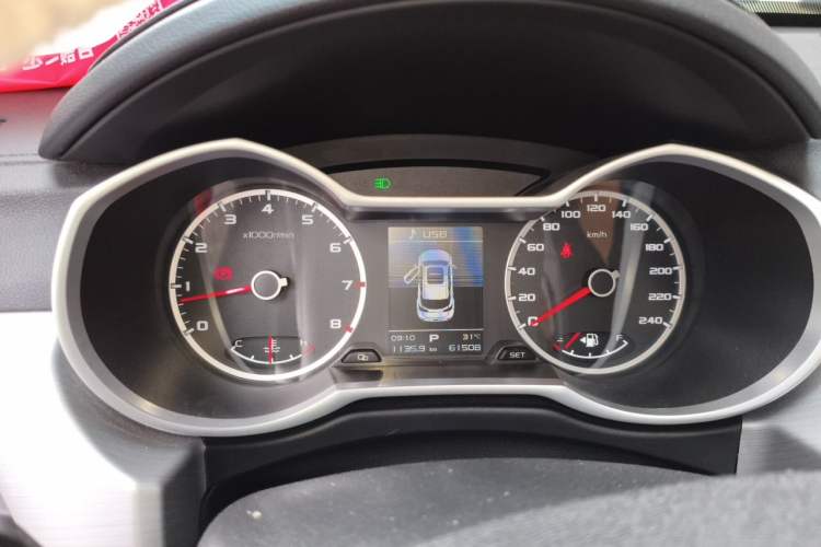 Used Geely Auto Emgrand X7 Sport 2016 1.8TD Automatic Smart Connectivity Version Instrument Cluster
