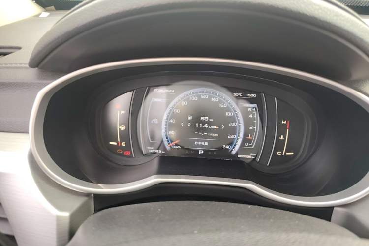 Used Geely Auto Emgrand X7 Sport 2016 1.8TD Automatic ZhiZun Version Instrument Cluster