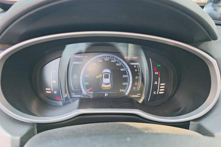 Used Geely Auto Emgrand X7 Sport 2016 1.8TD Automatic Smart Model Instrument Cluster