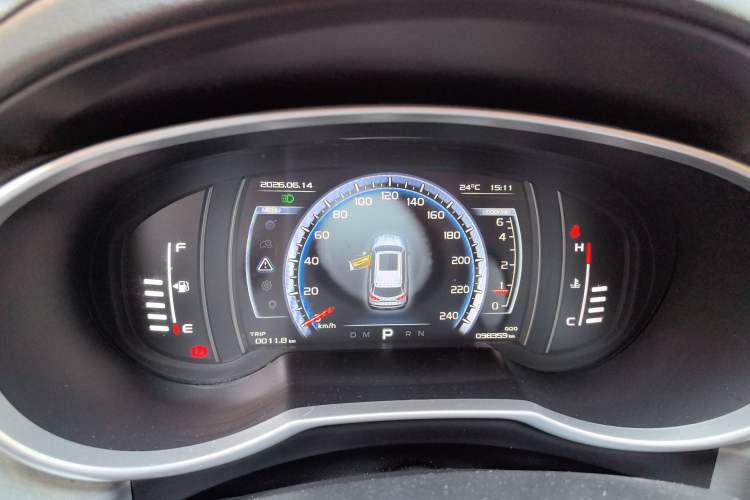 Used Geely Auto Emgrand X7 Sport 2016 1.8TD Automatic ZhiZun Version Instrument Cluster