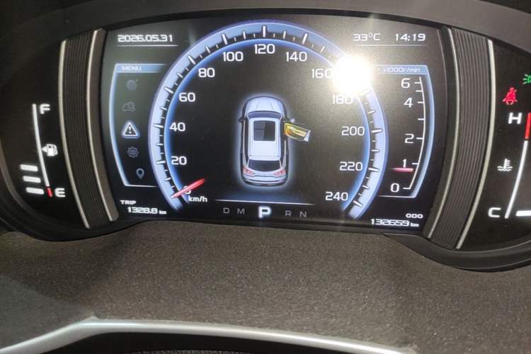 Used Geely Auto Emgrand X7 Sport 2016 1.8TD Automatic ZhiZun Version Instrument Cluster