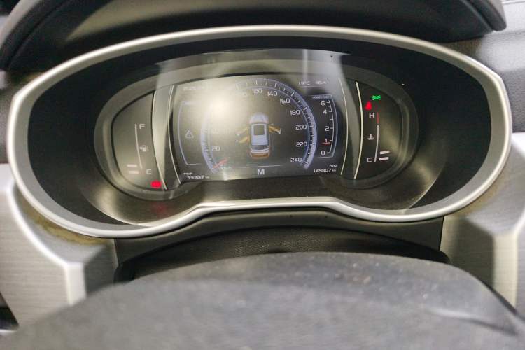 Used Geely Auto Emgrand X7 Sport 2016 2.0L Manual Smart Connect Version Instrument Cluster