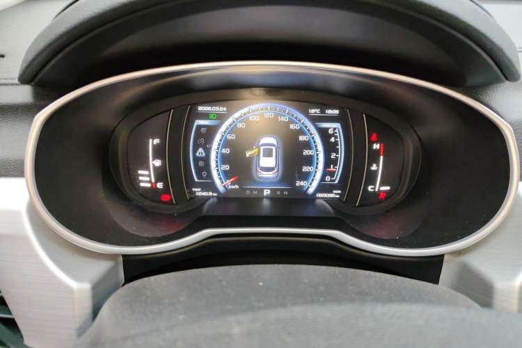 Used Geely Auto Emgrand X7 Sport 2016 1.8TD Automatic Smart Model Instrument Cluster