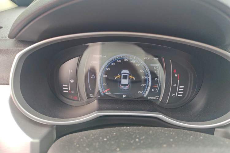 Used Geely Auto Emgrand X7 Sport 2016 1.8TD Automatic Smart Model Instrument Cluster
