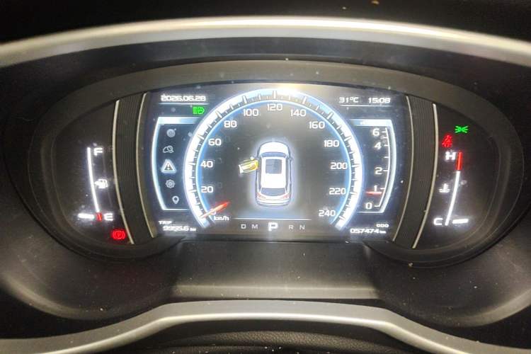 Used Geely Auto Emgrand X7 Sport 2016 1.8TD Automatic ZhiZun Version Instrument Cluster