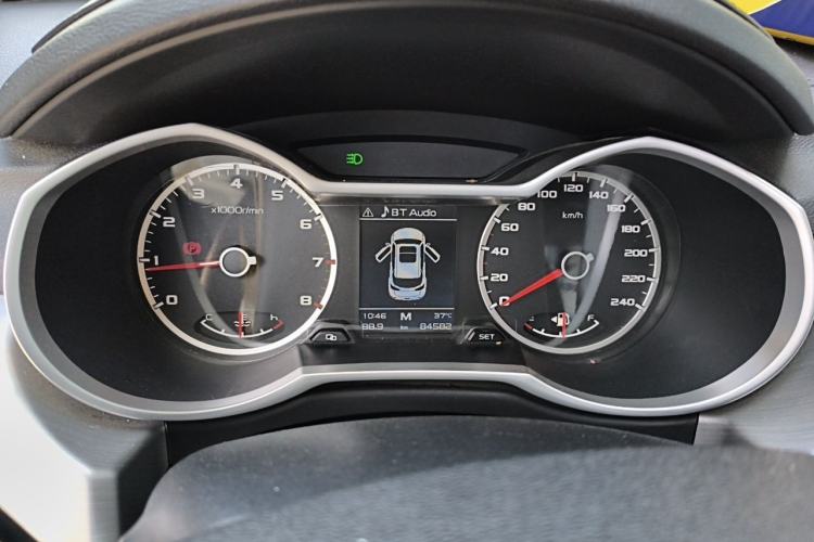 Used Geely Auto Emgrand X7 Sport 2016 2.0L Manual ZhiShang Version Instrument Cluster